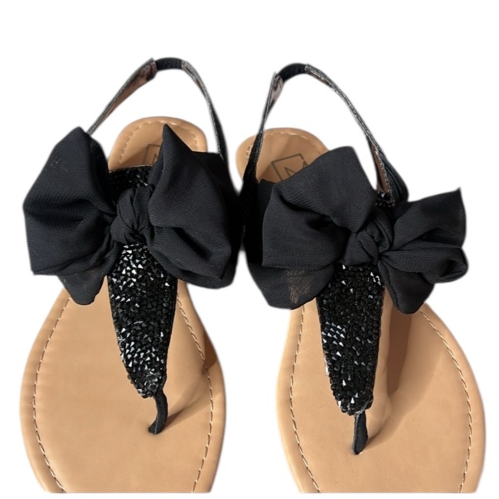 Material Girl Womens Swan 2 Split Toe Casual T-Strap Sandals, Black, Size 6.5 - Picture 14 of 16